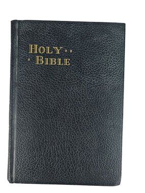 Saint Joseph New Catholic Edition Holy Bible Illustrated Hardcover 1962 Vintage
